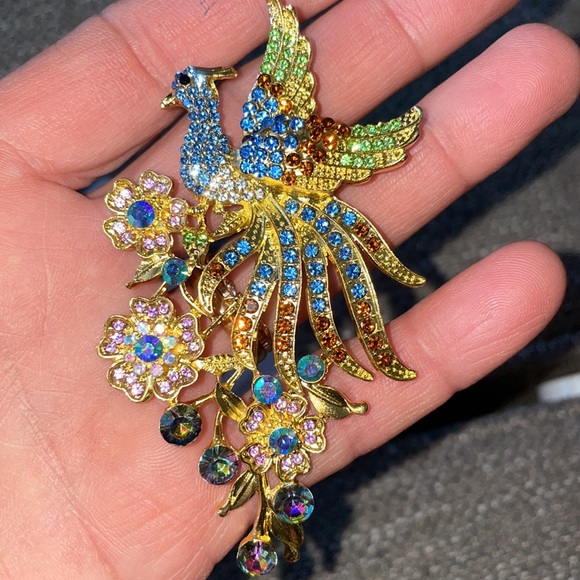 Accessories - HOST 🥳PICK 💥😍 Peacock Flower Color Zircon Brooch for Women  Jewelry Gift